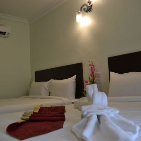 Dr Hotel Bayan Lepas Exterior foto